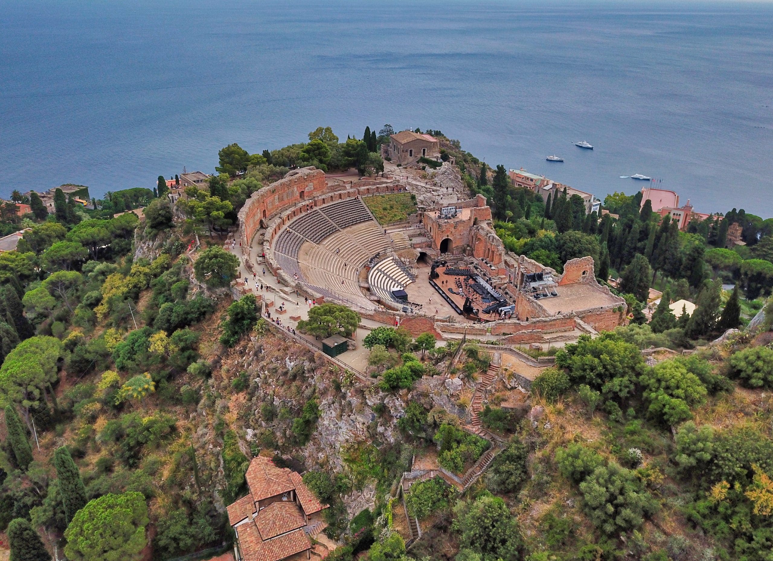 best city to visit in italy summer