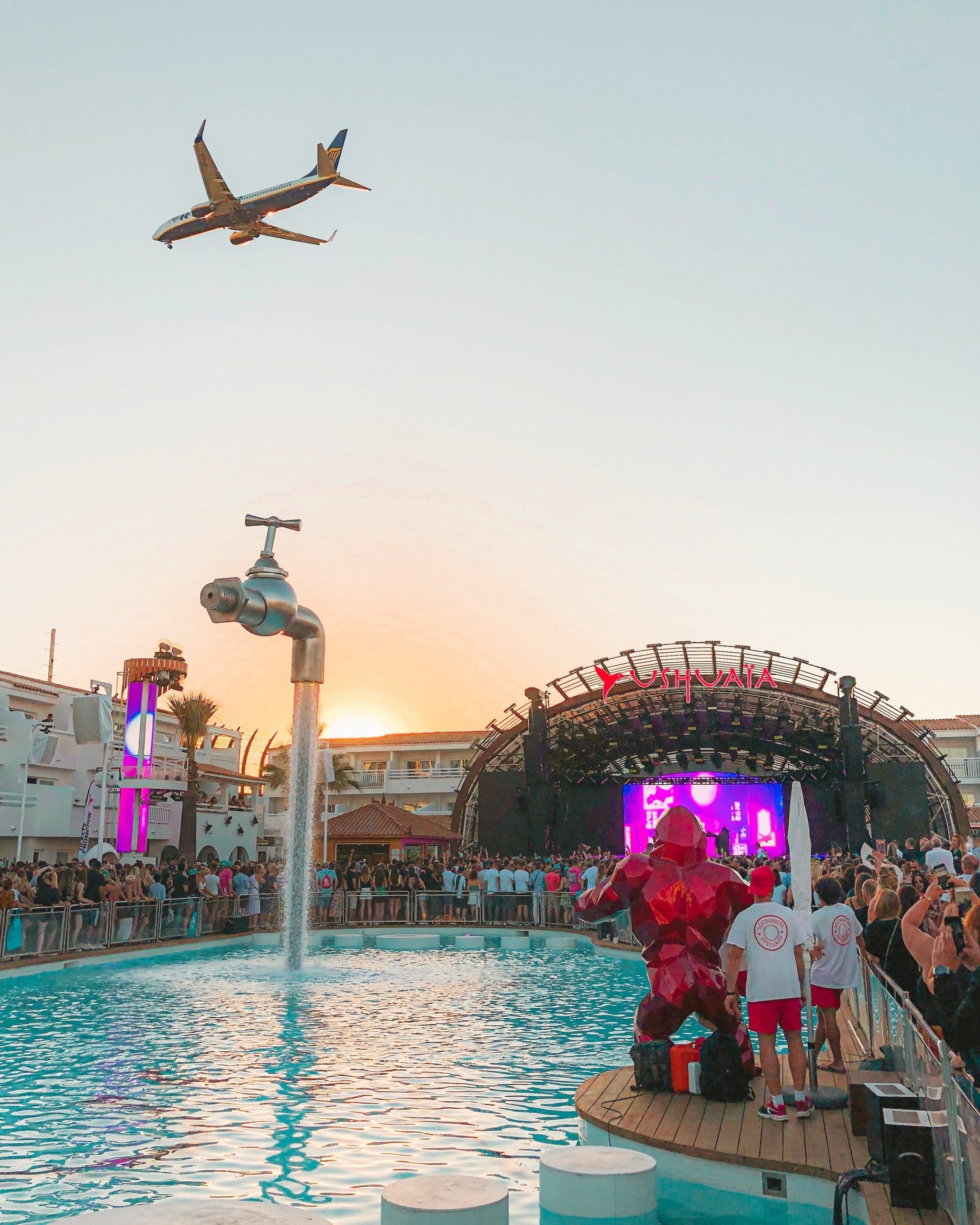 13 Unmissable Beach Clubs in Summer 2024 Travels With Missy