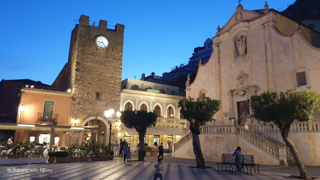 visit taormina by car