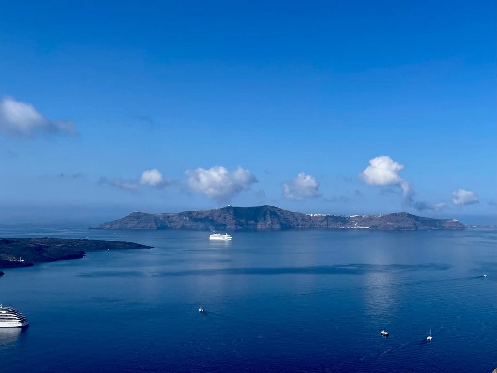 oia sunset cruise santorini